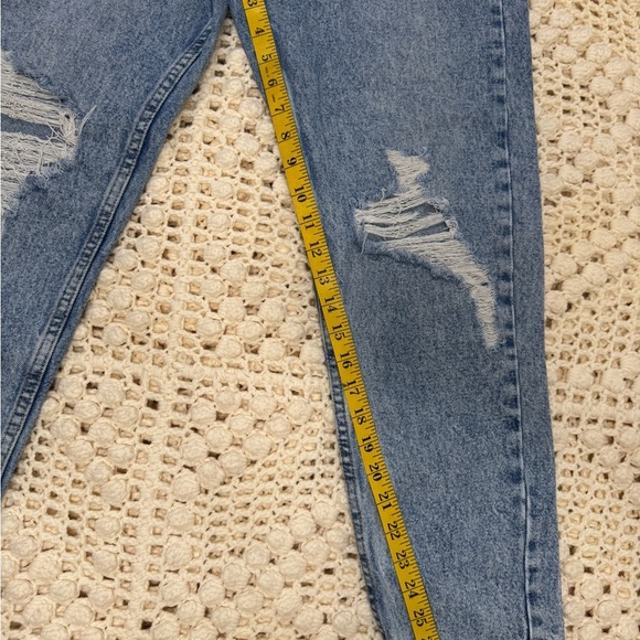 SHEIN Women's Distressed Blue Jeans.       #10 - Picture 5 of 13